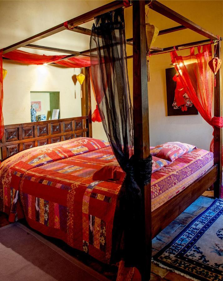 Demeure De Digoine "Chambre D'Hotes" Bourg-Saint-Andeol Bagian luar foto